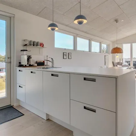 Holiday home Manni - 800m From The Sea In Western Jutland By Interhome *